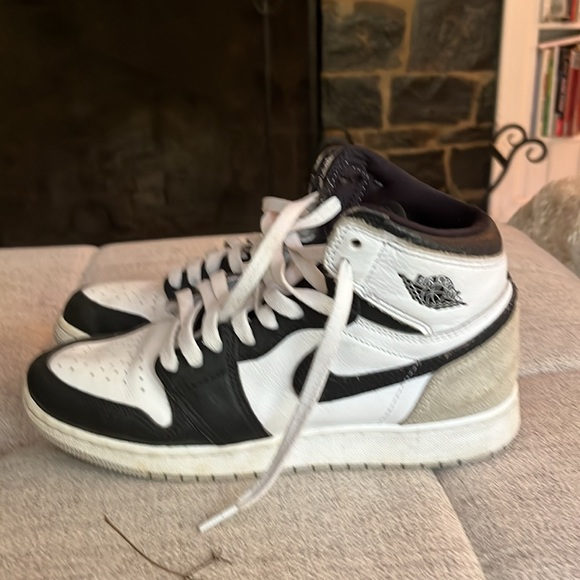 Jordan 1 high bleached coral size 7 - Picture 3 of 5